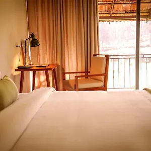 Into The Roots Farm Resort